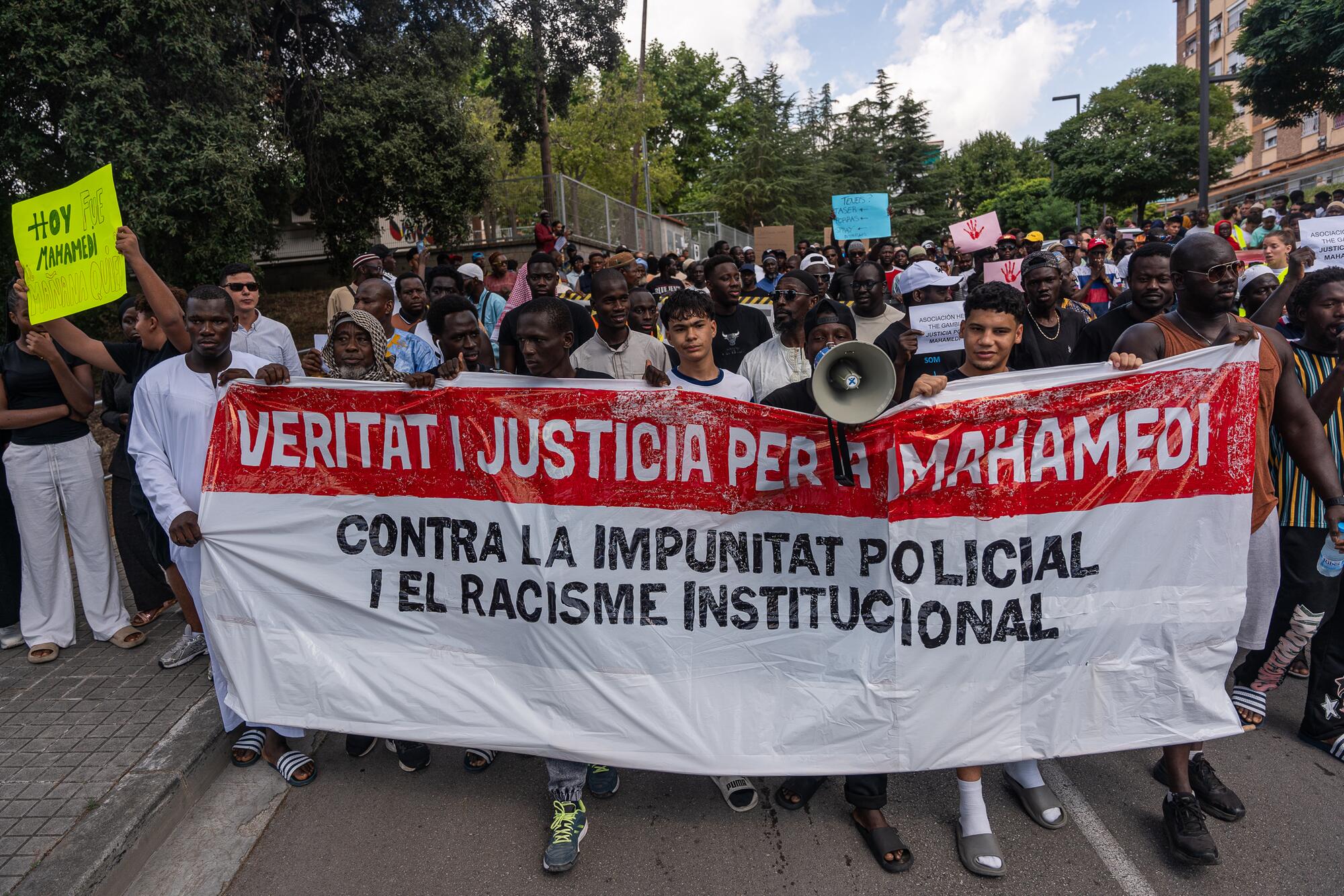 Manifestación Montornés por muerte de Mahamedi - 2